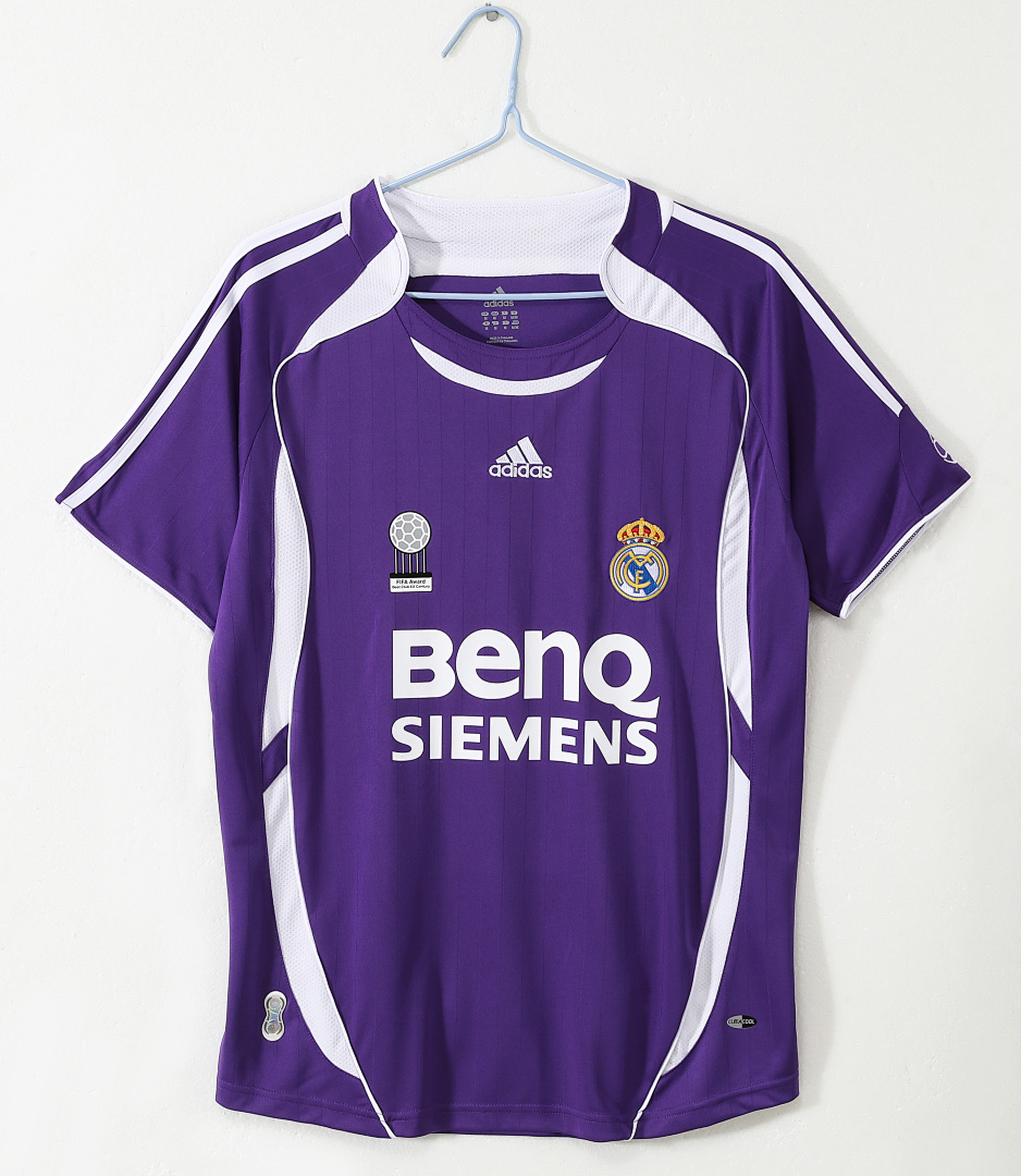 Camiseta Real Madrid Púrpura 2006/07